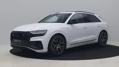 Gebruikt 2022 Audi Q8 Competition SUV | € 68.900 (Super prijs)