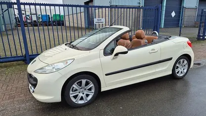 Occasion 2007 Peugeot 207 CC Cabriolet | € 1.999 (Eerlijke prijs)