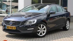 Blauw Gebruikt 2017 Volvo S60 Sedan | € 16.900 (Eerlijke prijs)