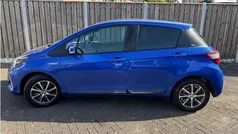 Blauw Gebruikt 2019 Toyota Yaris Hatchback | € 15.450 (Eerlijke prijs)