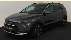 Grijs Gebruikt 2022 Kia Niro SUV | € 28.890 (Goede deal)