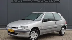 Grijs Gebruikt 2001 Peugeot 106 Hatchback | € 1.150 (Goede deal)