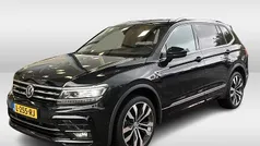 Zwart, metallic lak Gebruikt 2021 VW Tiguan Allspace Highline SUV | € 37.450 (Eerlijke prijs)