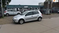 Grijs Gebruikt 2006 VW Golf V Hatchback | € 2.350 (Eerlijke prijs)