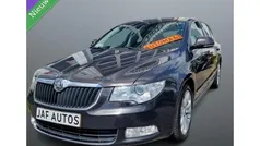 Bruin Gebruikt 2010 Skoda Superb Business Line Hatchback | € 5.499 (Eerlijke prijs)