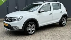 Gebruikt 2017 Dacia Sandero Stepway Hatchback | € 9.735 (Eerlijke prijs)