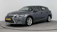 Grijs Gebruikt 2018 Lexus CT200h Luxury Line Hatchback | € 19.945 (Goede deal)