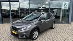 Grijs Gebruikt 2019 Peugeot 2008 Signature Sky SUV | € 12.690 (Super prijs)