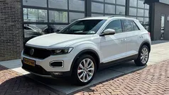 Wit Gebruikt 2018 VW T-Roc Sportline SUV | € 17.975 (Eerlijke prijs)
