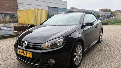 Zwart Gebruikt 2016 VW Golf Cabriolet Exclusive Cabriolet | € 9.750 (Goede deal)