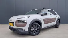 Wit, metallic lak Gebruikt 2015 Citroën C4 Cactus Hatchback | € 7.745 (Eerlijke prijs)