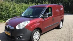 Rood Gebruikt 2012 Opel Combo MPV | € 3.850 (Eerlijke prijs)