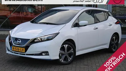 Wit Gebruikt 2020 Nissan Leaf N-Connecta Hatchback | € 15.640 (Eerlijke prijs)