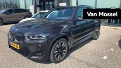 Grijs Gebruikt 2023 BMW iX3 Executive SUV | € 48.900 (Eerlijke prijs)