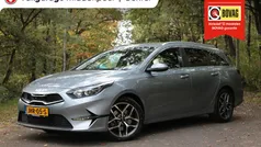 Grijs Gebruikt 2023 Kia Ceed Stationwagen | € 23.750 (Eerlijke prijs)
