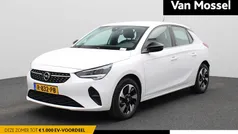 Wit Gebruikt 2022 Opel Corsa-e Elegance Hatchback | € 18.440 (Eerlijke prijs)