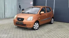 Oranje Gebruikt 2005 Kia Picanto LX Hatchback | € 1.999 (Eerlijke prijs)