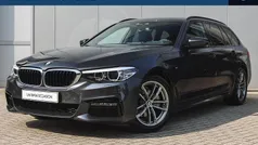 Grijs, metallic lak Gebruikt 2019 BMW 520 Executive Stationwagen | € 32.950 (Eerlijke prijs)