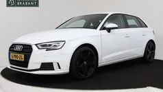 Wit Gebruikt 2020 Audi A3 Sportback Hatchback | € 19.945 (Super prijs)