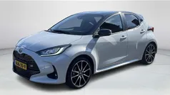 Grijs Gebruikt 2023 Toyota Yaris Hybrid Sport Hatchback | € 27.880 (Eerlijke prijs)