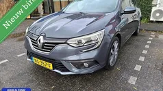 Grijs Gebruikt 2016 Renault Mégane III Bose Edition Hatchback | € 7.990 (Eerlijke prijs)