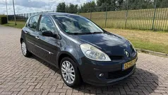 Grijs Gebruikt 2009 Renault Clio II Collection Hatchback | € 1.950 (Eerlijke prijs)