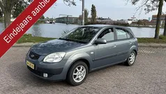 Grijs Gebruikt 2008 Kia Rio Hatchback | € 995 (Goede deal)