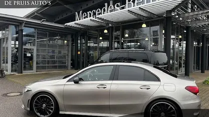 Zilver Gebruikt 2020 Mercedes A250 Premium Plus Sedan | € 28.950 (Goede deal)