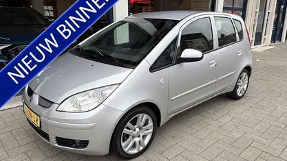 Grijs Gebruikt 2008 Mitsubishi Colt Hatchback | € 2.799 (Eerlijke prijs)
