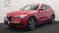 Rood Gebruikt 2018 Alfa Romeo Stelvio Super SUV | € 30.940 (Super prijs)