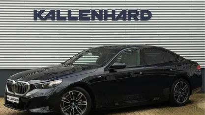 Occasion 2025 BMW i5 M Sport Sedan | € 59.875 (Super prijs)