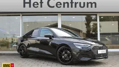 Zwart Gebruikt 2021 Audi A3 Business Sedan | € 25.495 (Eerlijke prijs)