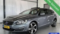 Grijs Gebruikt 2017 Volvo V60 Dynamic Stationwagen | € 16.950 (Goede deal)