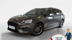 Magnetic (pn4dq) Gebruikt 2020 Ford Focus Business Edition Stationwagen | € 20.450 (Eerlijke prijs)
