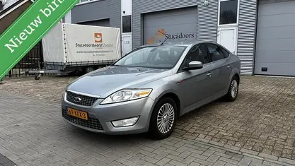 Occasion 2009 Ford Mondeo Titanium Hatchback | € 1.950 (Super prijs)