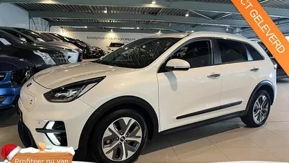 Gebruikt 2020 Kia e-Niro SUV | € 21.400 (Eerlijke prijs)