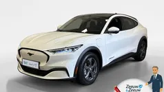 Wit Gebruikt 2023 Ford Mustang Mach-E SUV | € 36.730 (Eerlijke prijs)