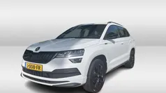 Wit, metallic lak Gebruikt 2020 Skoda Karoq Business Line SUV | € 23.950 (Eerlijke prijs)