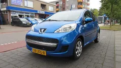 Blauw Gebruikt 2009 Peugeot 107 Hatchback | € 2.950 (Eerlijke prijs)