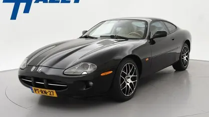 Zwart, metallic lak Gebruikt 1996 Jaguar XK8 Coupé | € 7.950 (Super prijs)