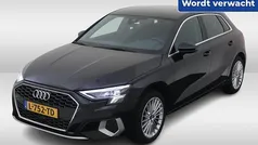 Zwart, metallic lak Gebruikt 2021 Audi A3 Sportback Advanced Hatchback | € 25.450 (Eerlijke prijs)