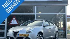 Grijs Gebruikt 2012 Alfa Romeo Giulietta Distinctive Hatchback | € 4.499 (Goede deal)