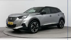 Grijs Gebruikt 2023 Peugeot e-2008 GT SUV | € 20.900 (Eerlijke prijs)