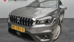 Grijs, metallic lak Gebruikt 2017 Suzuki SX4 S-Cross Exclusive SUV | € 15.749 (Eerlijke prijs)