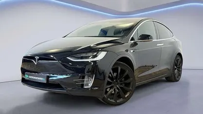 Zwart, metallic lak Gebruikt 2018 Tesla Model X SUV | € 32.944 (Eerlijke prijs)