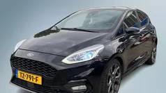 Zwart Gebruikt 2017 Ford Fiesta ST-Line Hatchback | € 9.900 (Goede deal)