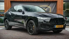 Zwart Gebruikt 2017 Maserati Levante SUV | € 54.900 (Goede deal)
