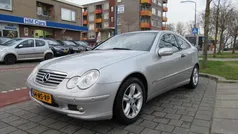 Grijs Gebruikt 2004 Mercedes C180 Coupé | € 2.450 (Eerlijke prijs)