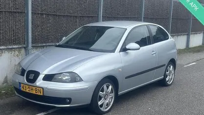 Grijs Occasion 2006 Seat Ibiza Hatchback | € 2.150 (Eerlijke prijs)