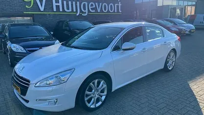 Wit (metallic) Occasion 2011 Peugeot 508 Allure Sedan | € 5.250 (Eerlijke prijs)
